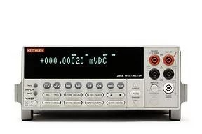 Keithley 2002 系列：配有扫描功能的 8½ 位万用表