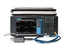 N8975B 噪声系数分析仪，多点触控，10 MHz 至 26.5 GHz